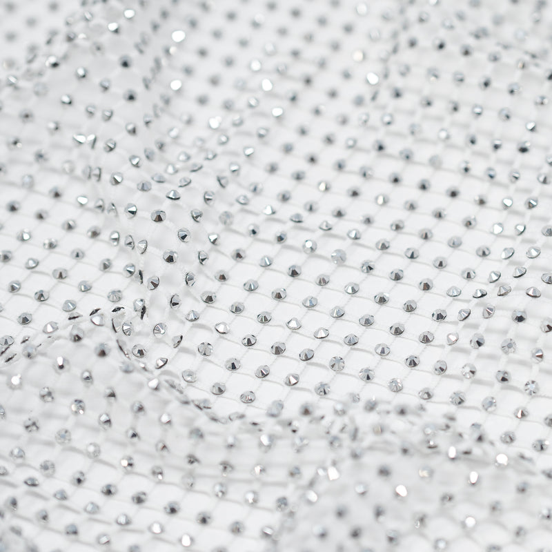 Detailed shot of Enigma Diamond Fishnet in the color White-Silver