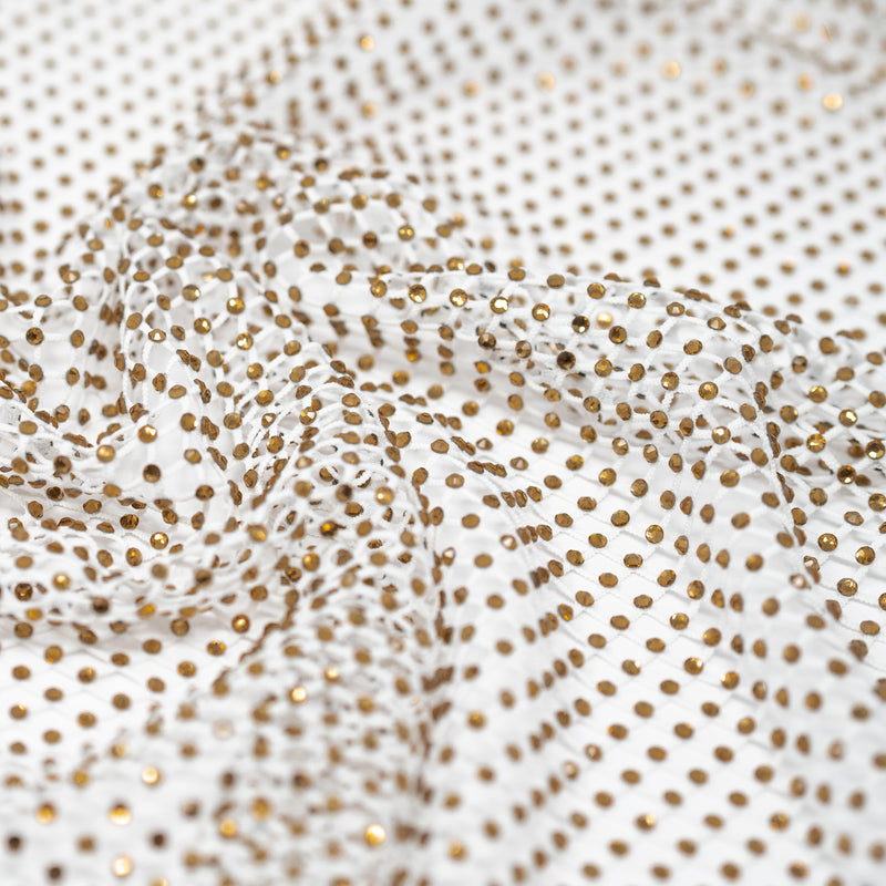 Detailed shot of Enigma Diamond Fishnet in the color White-Gold